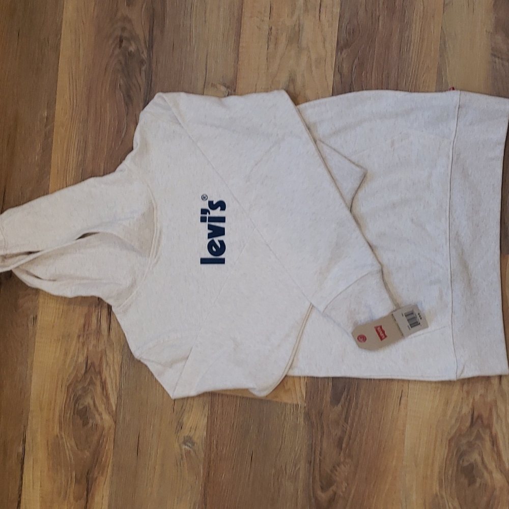 NWT Levi's sweatshirt